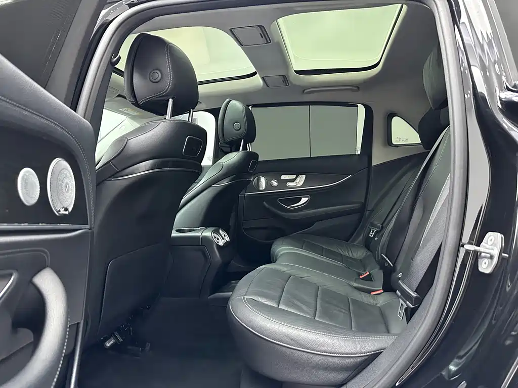 Mercedes-Benz Mercedes-Benz E-Class 2018 Model Year Facelift E 320 L Sport 4MATIC 2018 - thumbnail 19