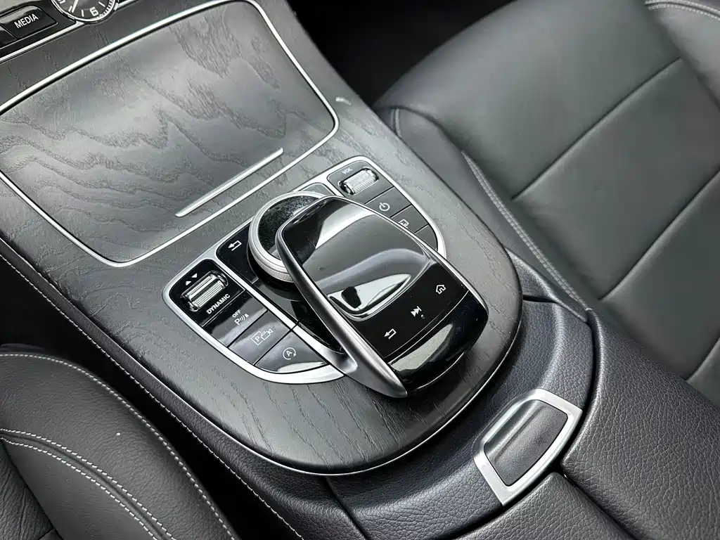 Mercedes-Benz Mercedes-Benz E-Class 2018 Model Year Facelift E 320 L Sport 4MATIC 2018 - thumbnail 24