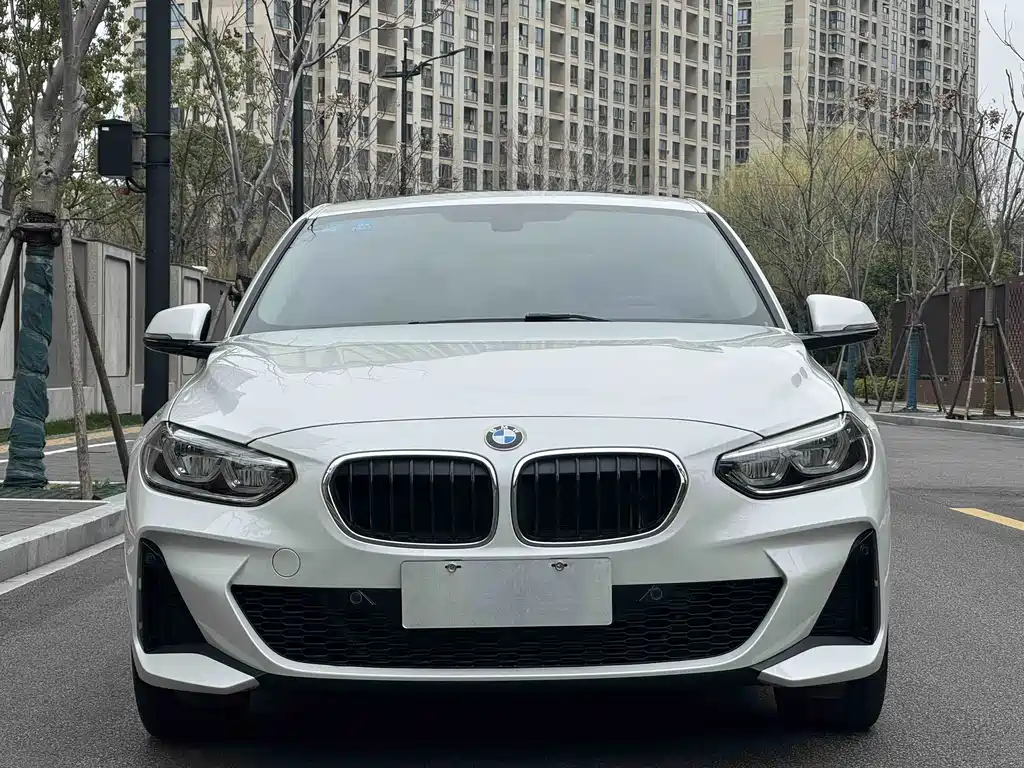 BMW BMW 1 Series 2020 125i M Sport Package 2020 - thumbnail 2