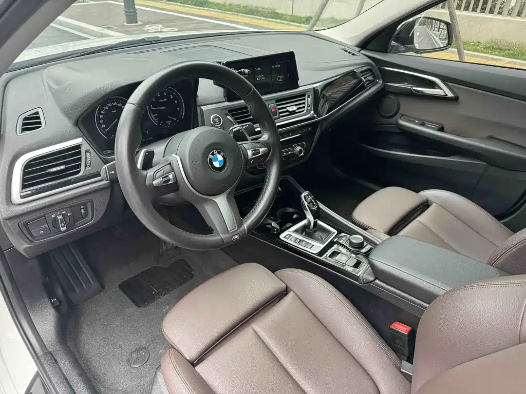 BMW BMW 1 Series 2020 125i M Sport Package 2020 - thumbnail 7