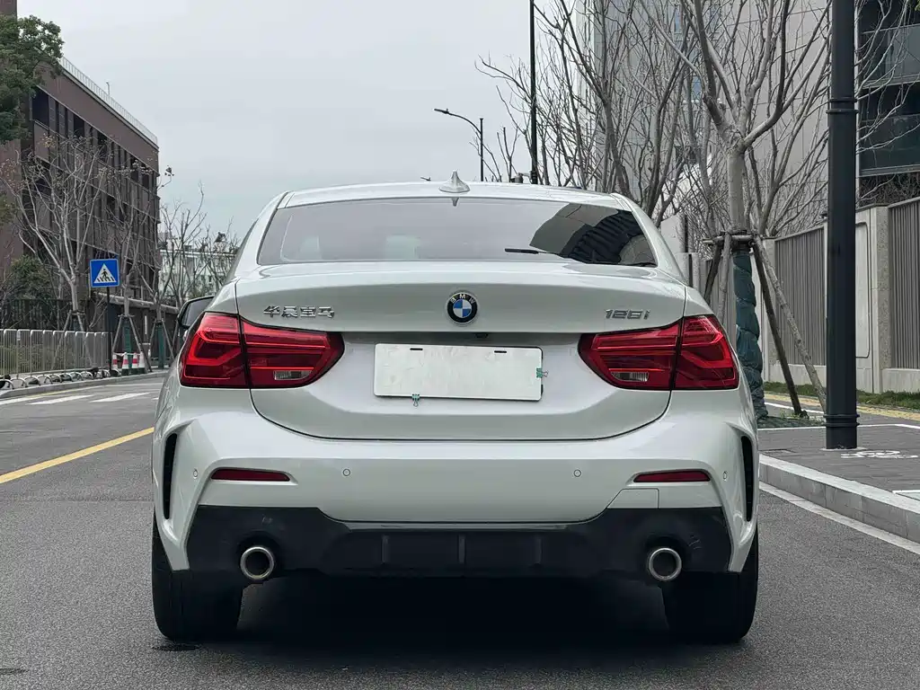 BMW BMW 1 Series 2020 125i M Sport Package 2020 - thumbnail 16
