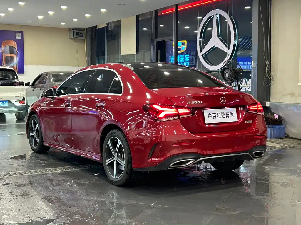 Mercedes-Benz Mercedes-Benz A-Class 2022 Facelift A 200 L Sport Sedan Fashion Edition 2023 - thumbnail 7