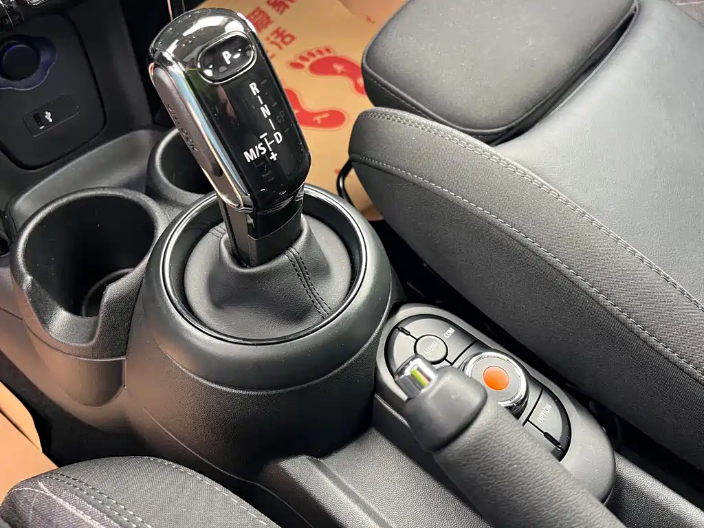 MINI MINI 2018 1.5T COOPER Classic Five-Door 2019 - thumbnail 11