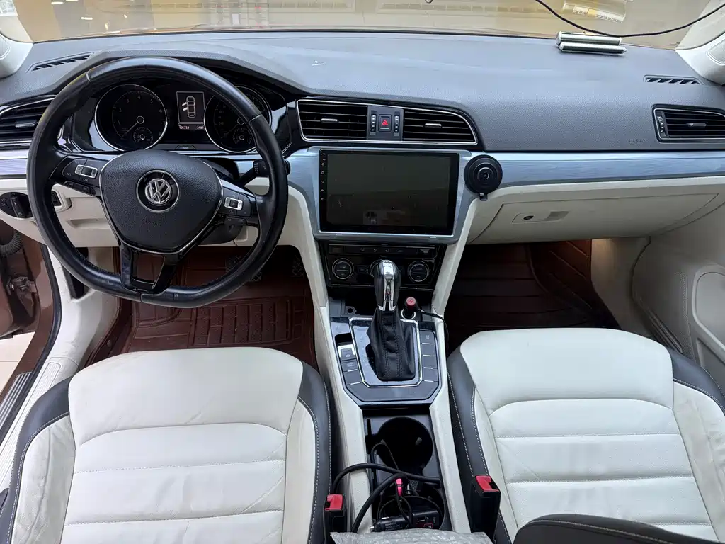 Volkswagen Lamando 2015 280TSI DSG Comfort Edition 2016 - thumbnail 8