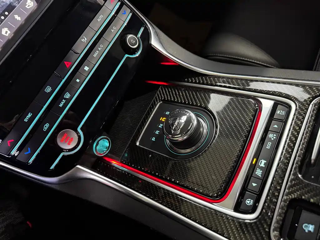 Jaguar Jaguar XEL 2019 2.0T 200PS Luxury Edition 2019 - thumbnail 9