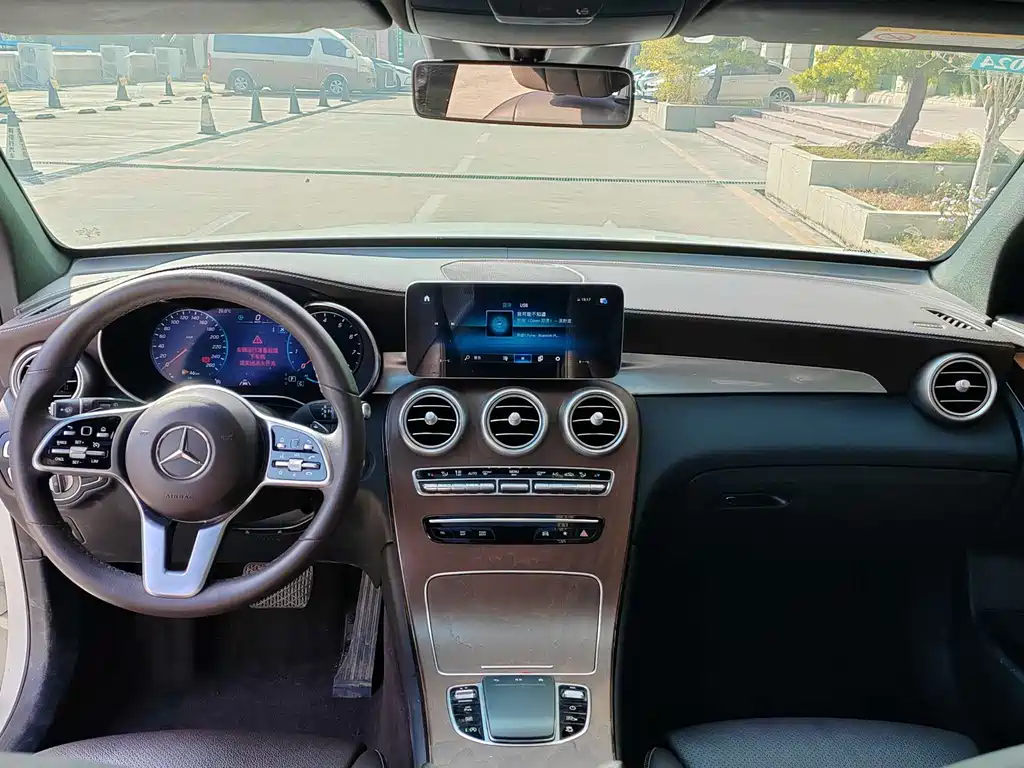 Mercedes-Benz Mercedes-Benz GLC 2022 GLC 300 L 4MATIC Dynamic Model Premium Edition 2022 - thumbnail 9