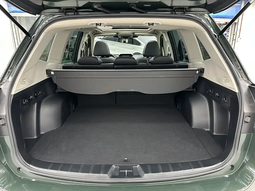 Subaru Subaru Forester 2022 2.0i AWD Premium EyeSight 2023 - thumbnail 17