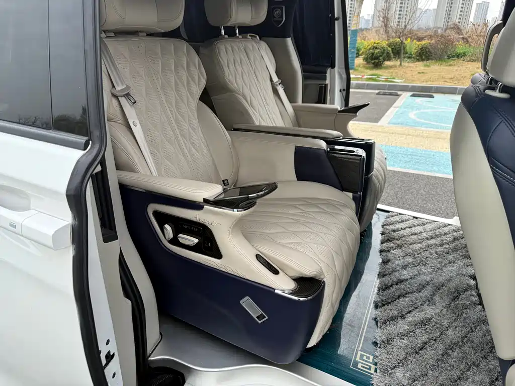 Buick Buick GL8 2020 ES Landmark 653T Comfort Edition 2020 - thumbnail 11