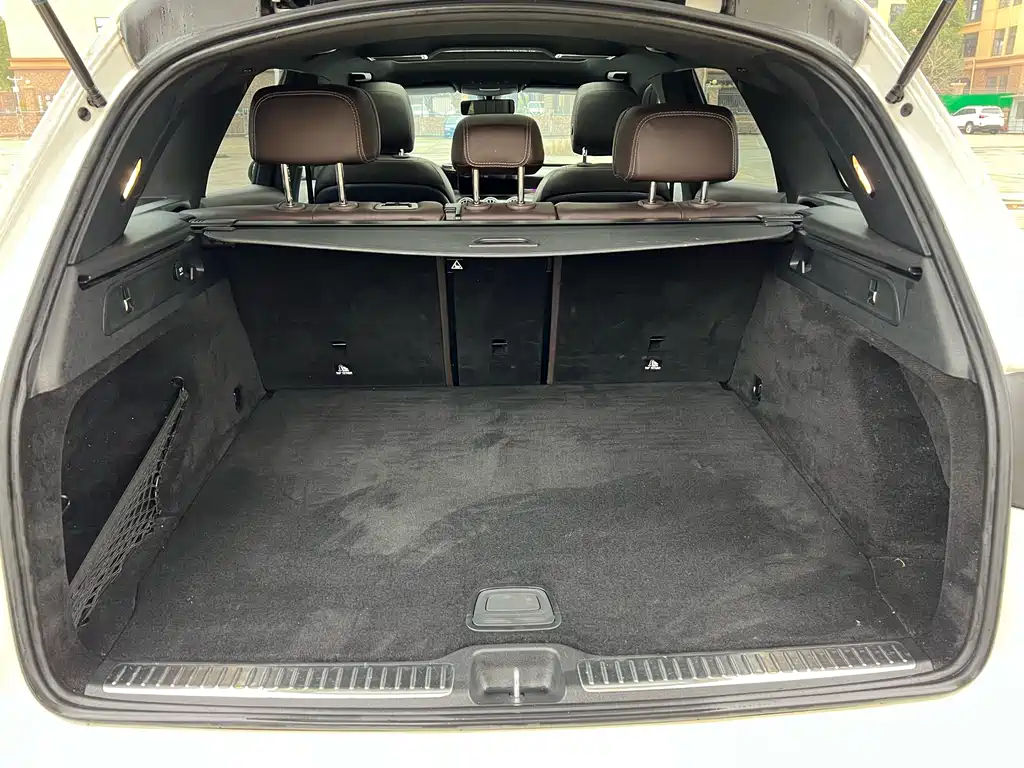 Mercedes-Benz Mercedes-Benz GLC 2021 GLC 260 L 4MATIC Sport Edition 2021 - thumbnail 9