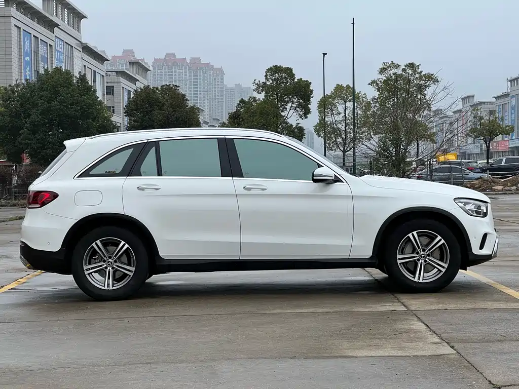 Mercedes-Benz Mercedes-Benz GLC 2021 GLC 260 L 4MATIC Sport Edition 2021 - thumbnail 10