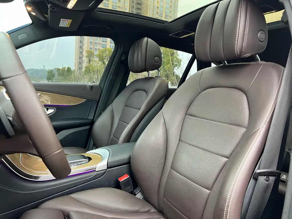 Mercedes-Benz Mercedes-Benz GLC 2021 GLC 260 L 4MATIC Sport Edition 2021 - thumbnail 12