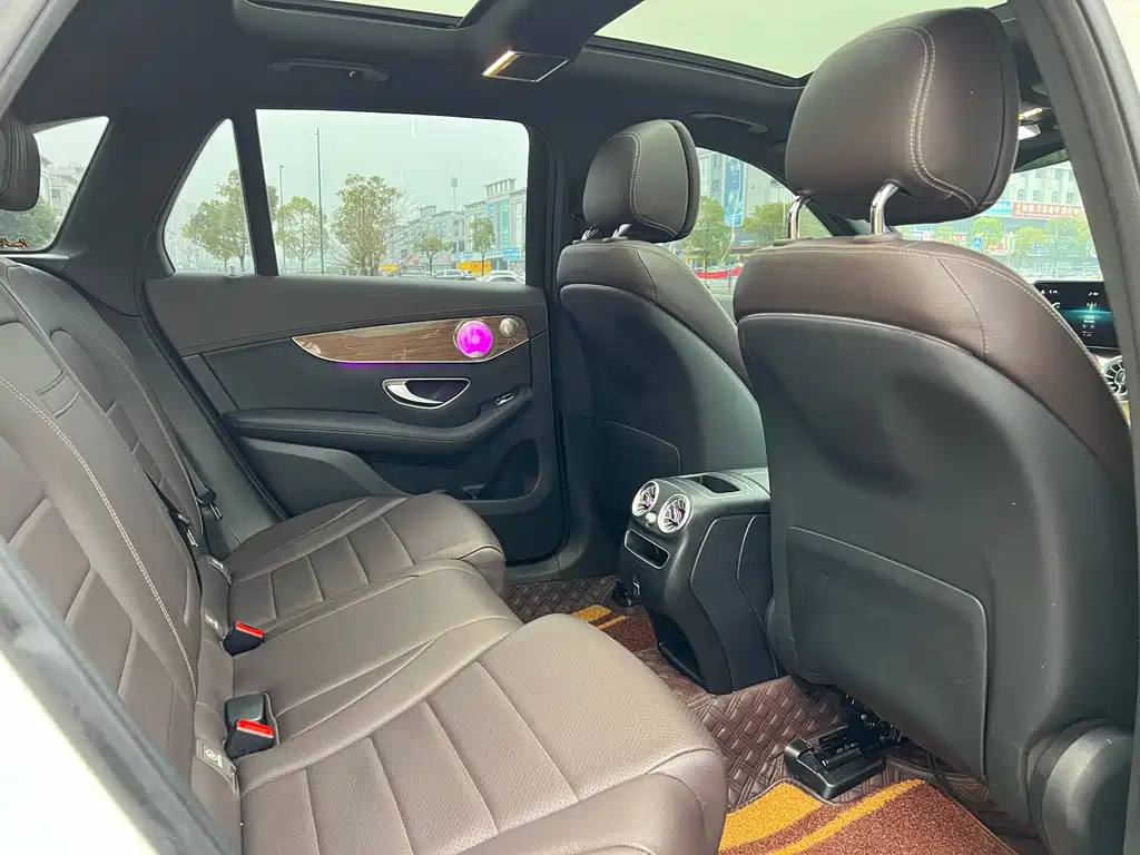 Mercedes-Benz Mercedes-Benz GLC 2021 GLC 260 L 4MATIC Sport Edition 2021 - thumbnail 14