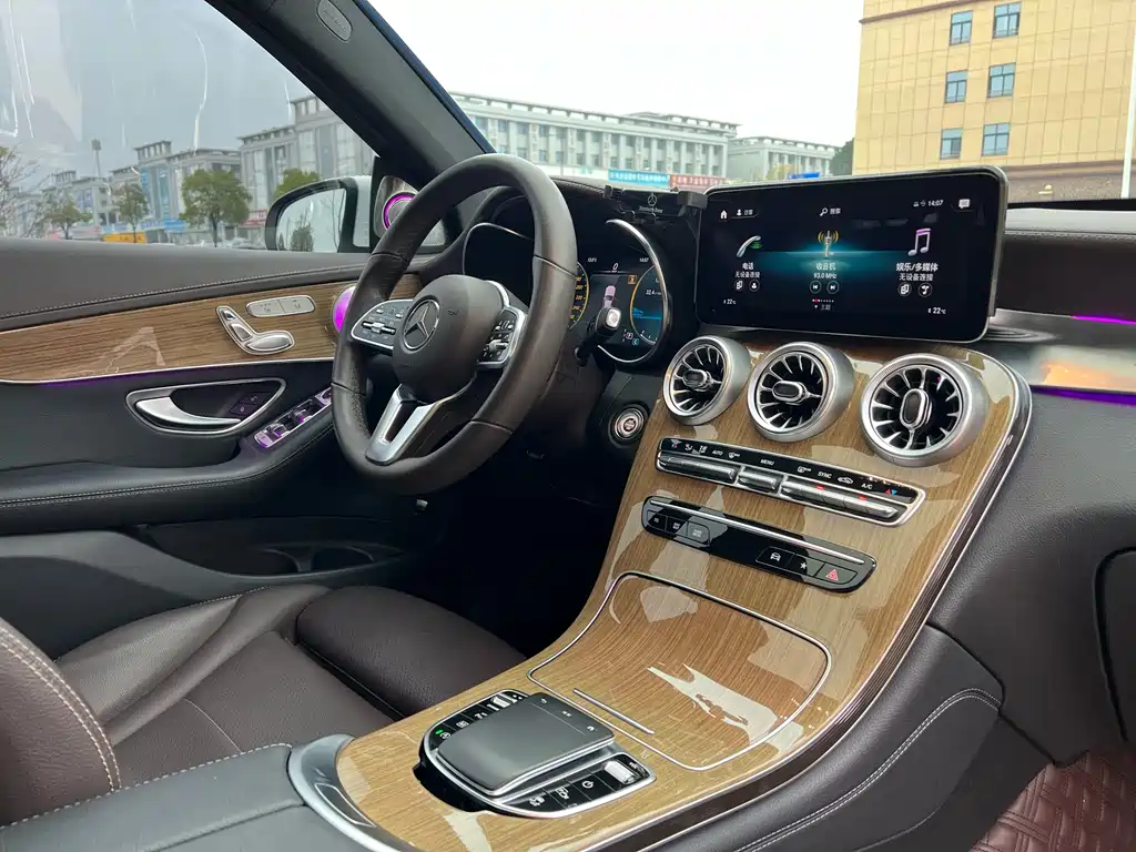 Mercedes-Benz Mercedes-Benz GLC 2021 GLC 260 L 4MATIC Sport Edition 2021 - thumbnail 16