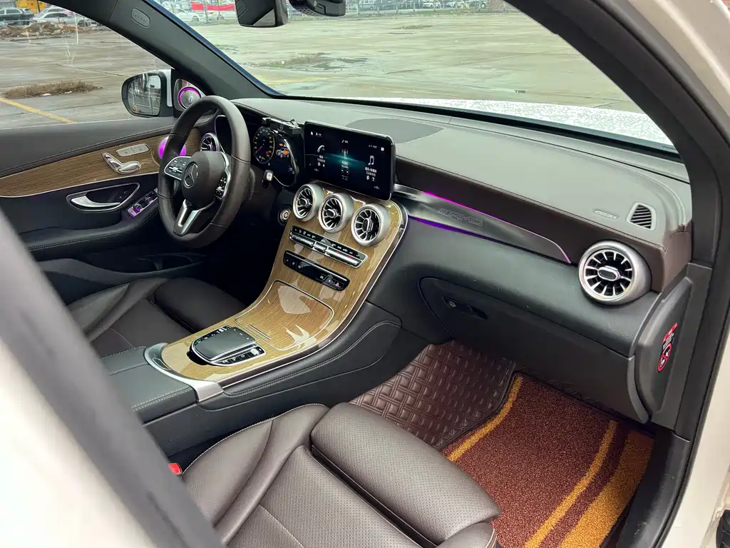 Mercedes-Benz Mercedes-Benz GLC 2021 GLC 260 L 4MATIC Sport Edition 2021 - thumbnail 17