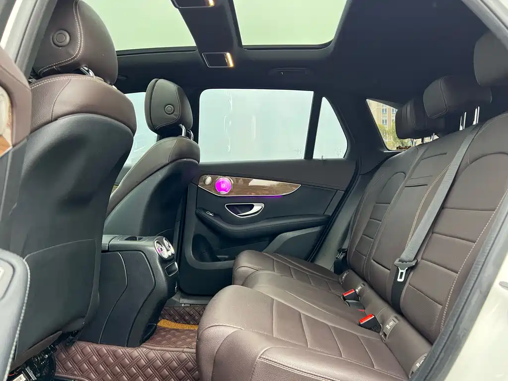 Mercedes-Benz Mercedes-Benz GLC 2021 GLC 260 L 4MATIC Sport Edition 2021 - thumbnail 27