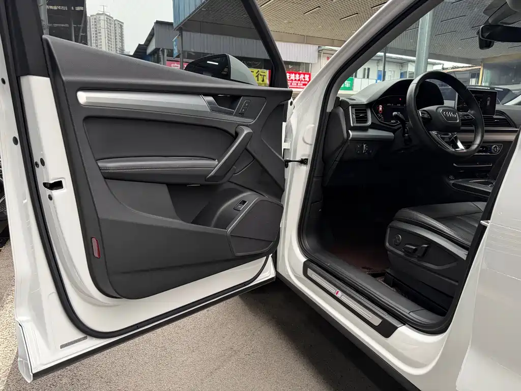 Audi Audi Q5L 2020 Facelift 40 TFSI Fashion Edition 2020 - thumbnail 12