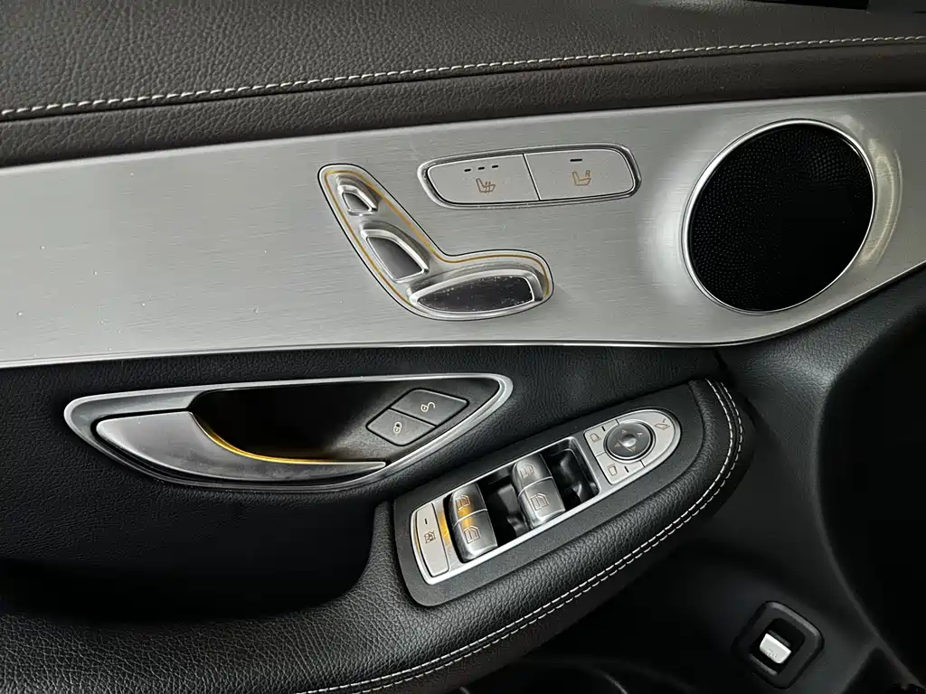 Mercedes-Benz Mercedes-Benz GLC 2020 Facelift GLC 260 L 4MATIC Dynamic 2020 - thumbnail 11