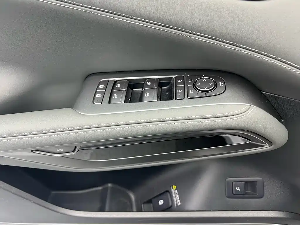 BYD BYD Song L EV 2025 Intelligent Driving Version 662km LiDAR Excellence Model 2025 - thumbnail 5