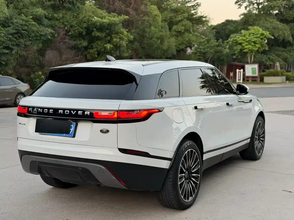 Land Rover Range Rover Velar 2022 250PS 2023 - thumbnail 7