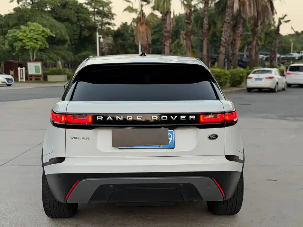 Land Rover Range Rover Velar 2022 250PS 2023 - thumbnail 8