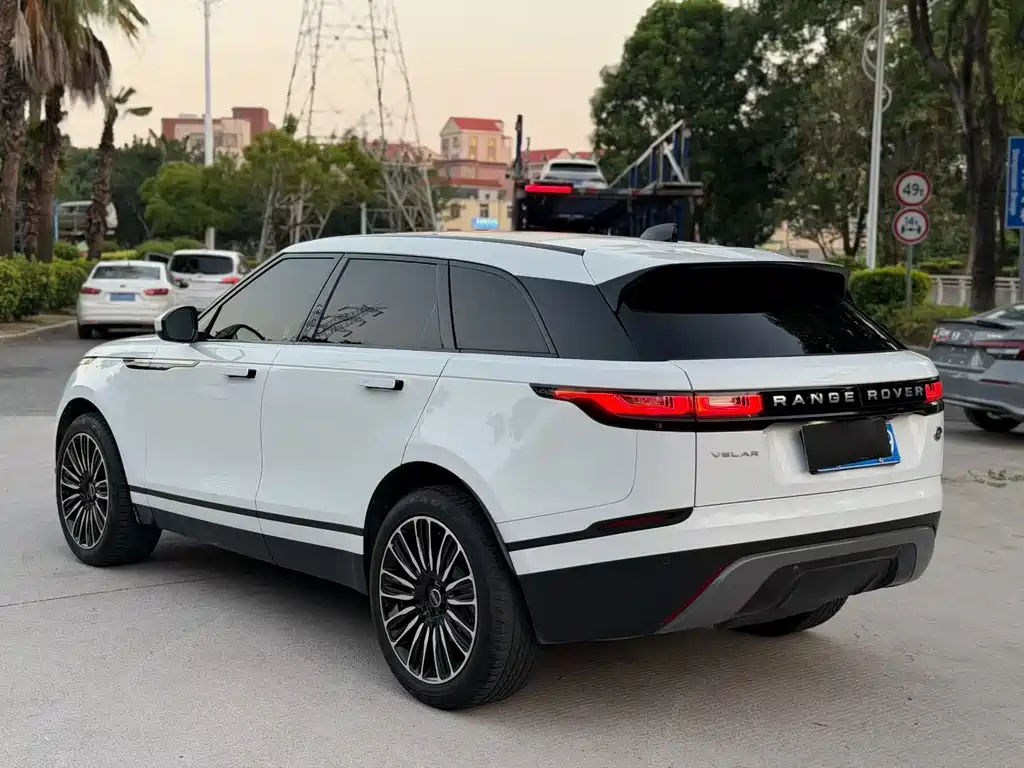 Land Rover Range Rover Velar 2022 250PS 2023 - thumbnail 9
