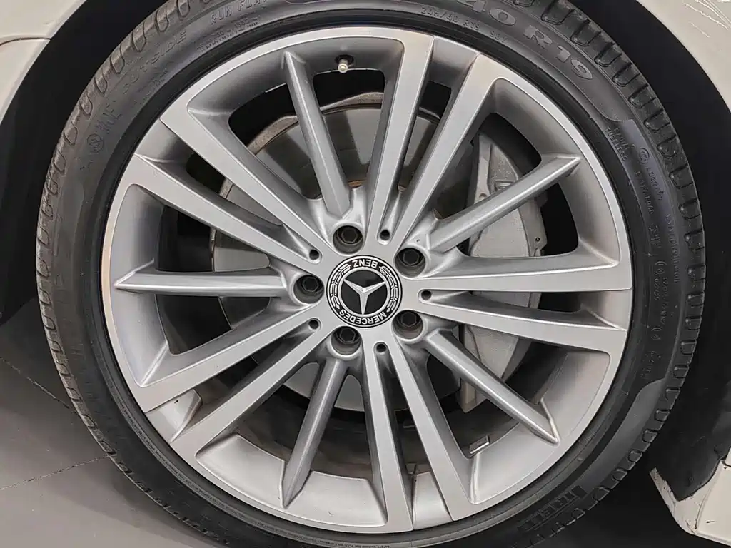 Mercedes-Benz Mercedes-Benz CLS 2018 CLS 300 Luxury 2019 - thumbnail 17