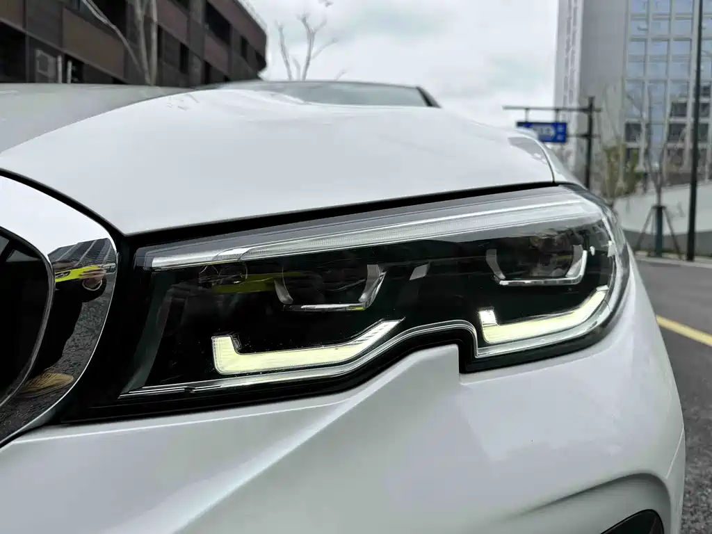 BMW BMW 3 Series 2020 325i M Sport Package 2020 - thumbnail 4