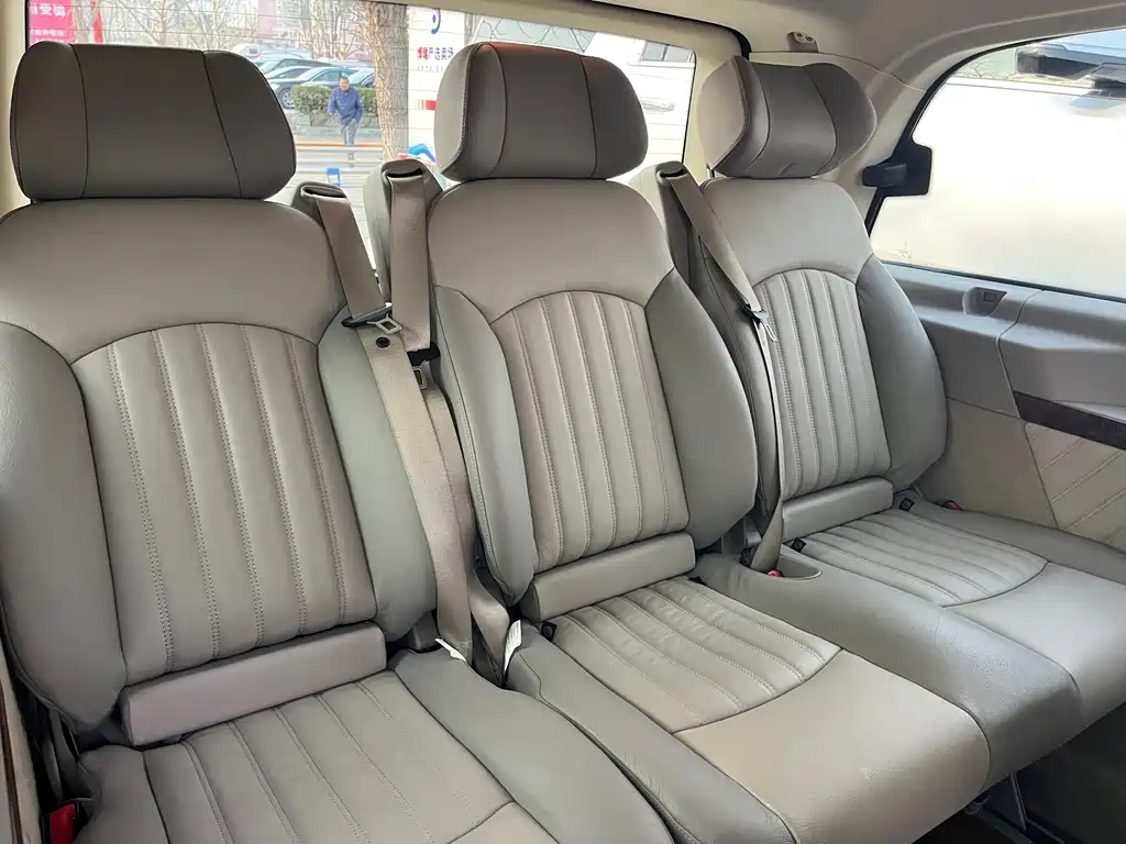 Mercedes-Benz Viano 2013 3.0L Comfort Edition 2016 - thumbnail 8