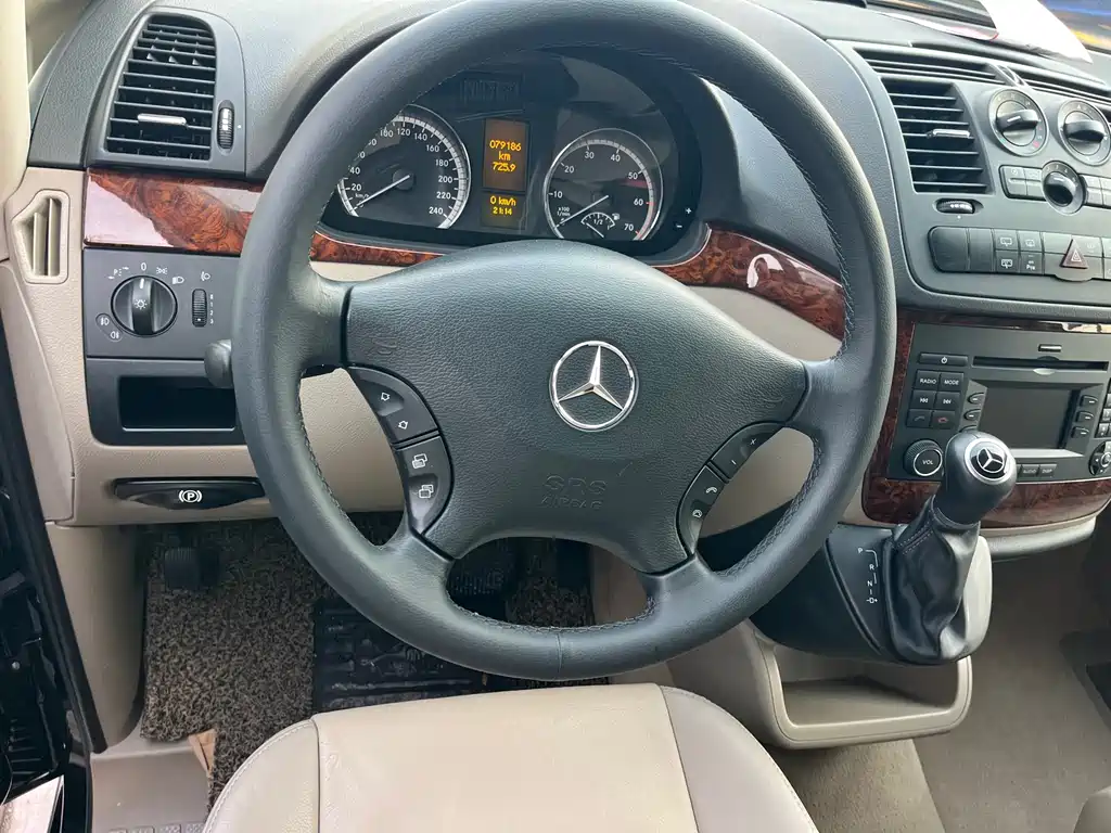 Mercedes-Benz Viano 2013 3.0L Comfort Edition 2016 - thumbnail 9