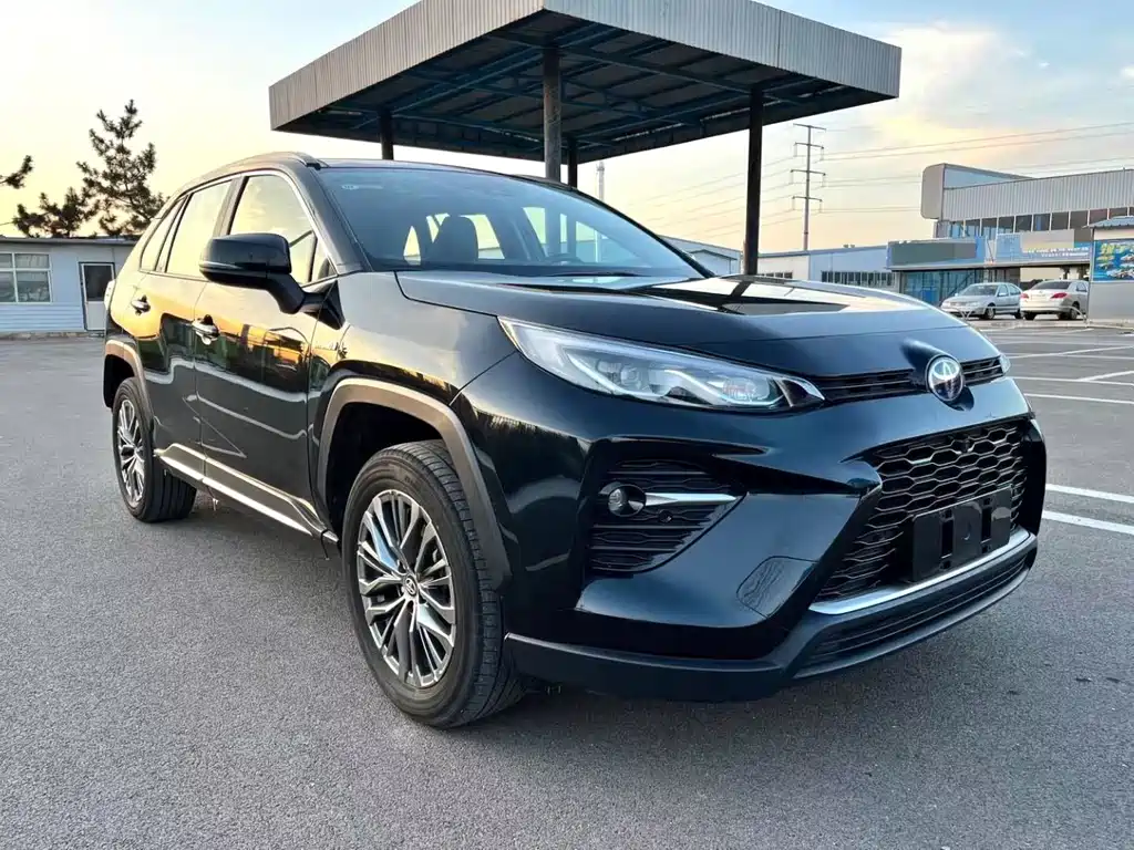 Toyota Venza 2023 Dual Engine 2.5L E-CVT AWD Premium Edition 2023 - thumbnail 3