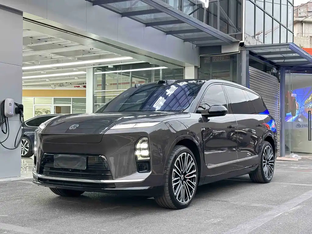 NIO NIO ES8 2026 Signature Edition 6-Seat Executive 2025