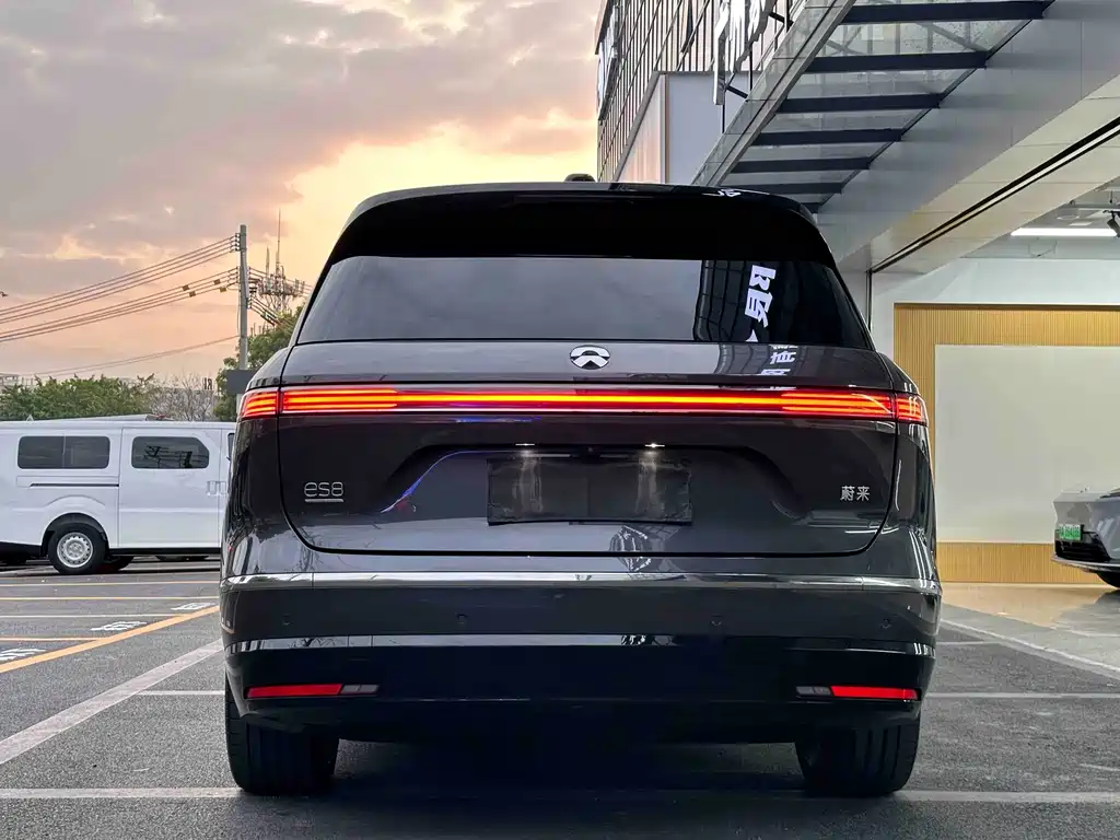 NIO NIO ES8 2026 Signature Edition 6-Seat Executive 2025 - thumbnail 6