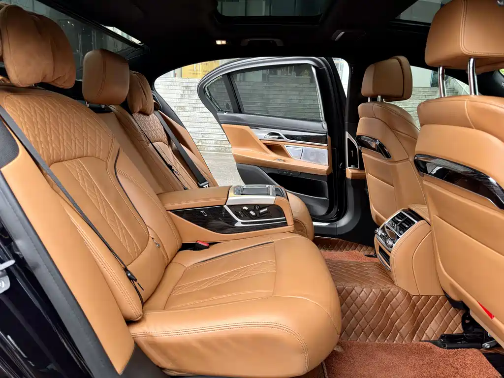 BMW BMW 7 Series 2021 730Li M Sport Package 2022 - thumbnail 13