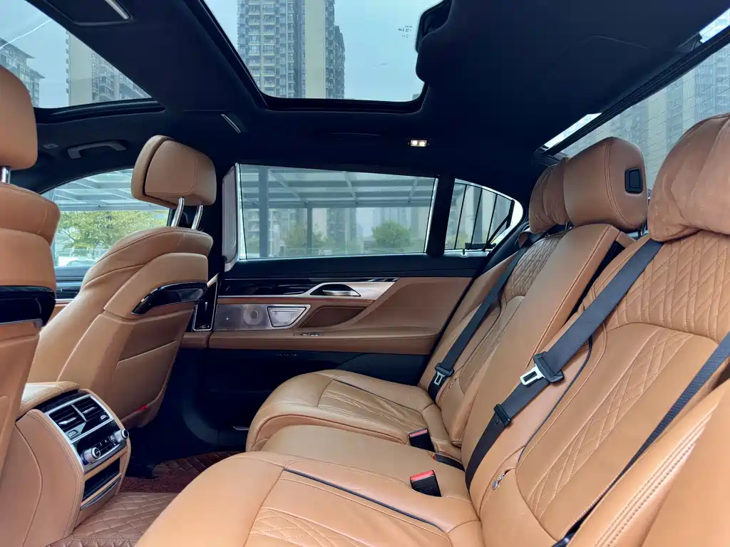 BMW BMW 7 Series 2021 730Li M Sport Package 2022 - thumbnail 15
