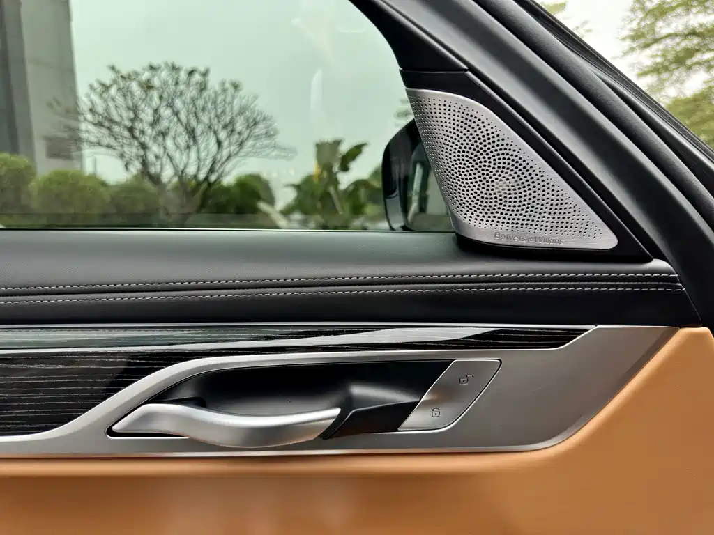 BMW BMW 7 Series 2021 730Li M Sport Package 2022 - thumbnail 18