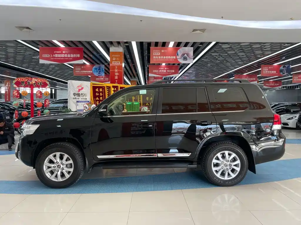 Toyota Land Cruiser 2016 4.0L Automatic VX-R 2016 - thumbnail 4
