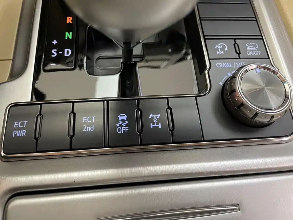 Toyota Land Cruiser 2016 4.0L Automatic VX-R 2016 - thumbnail 24