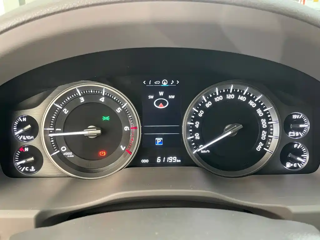 Toyota Land Cruiser 2016 4.0L Automatic VX-R 2016 - thumbnail 30