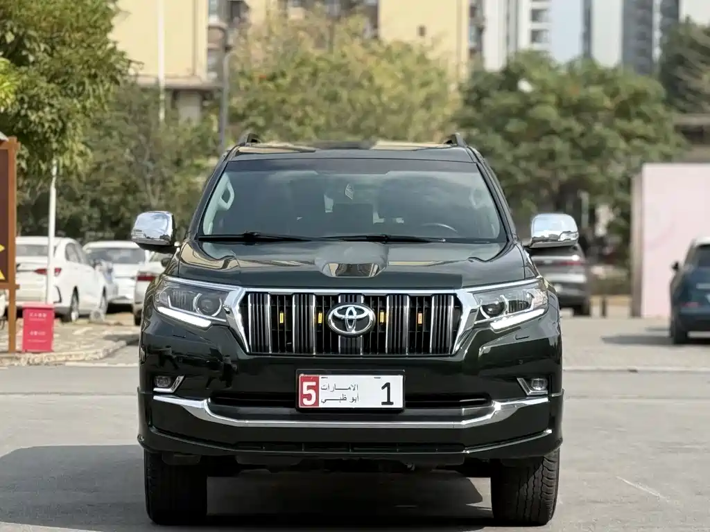 Toyota Prado 2019 3.5L Automatic TX-L Premium with Rear-Mounted Spare Tire 2019 - thumbnail 2