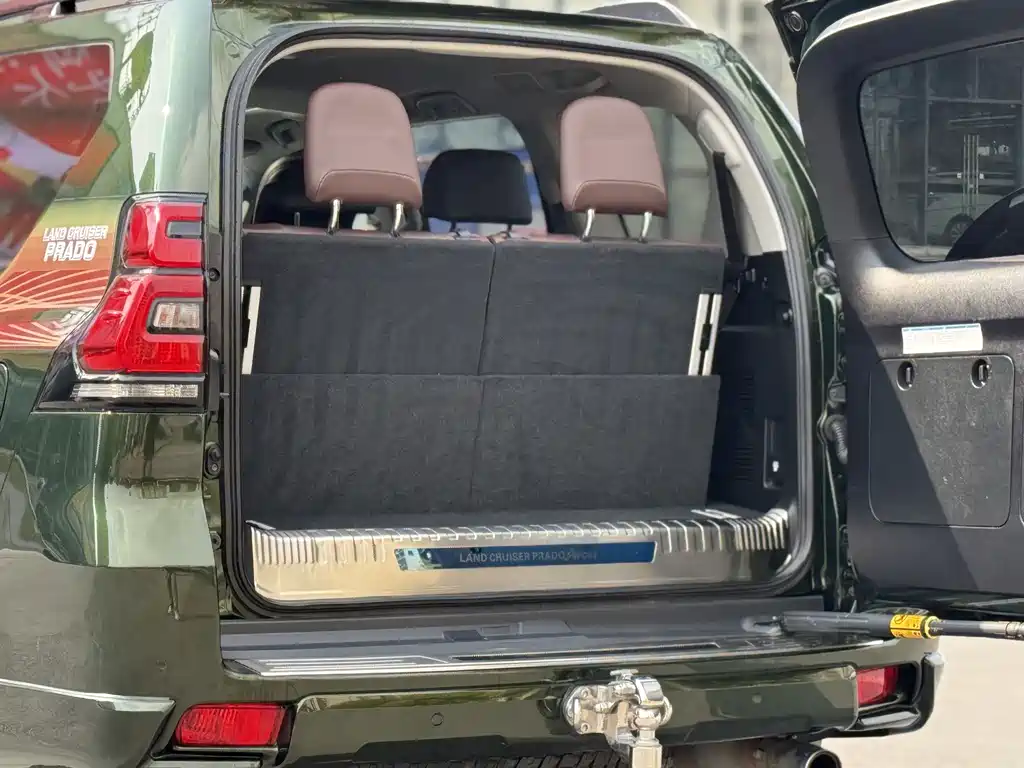 Toyota Prado 2019 3.5L Automatic TX-L Premium with Rear-Mounted Spare Tire 2019 - thumbnail 19