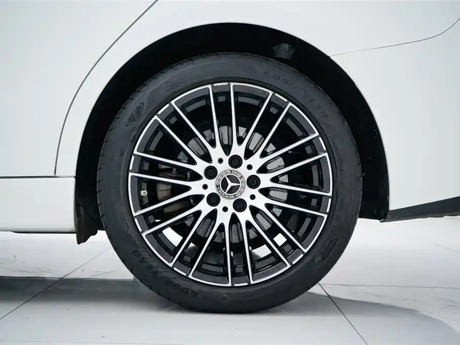 Mercedes-Benz Mercedes-Benz C-Class 2023 C 260 L Sport Edition 2023 - thumbnail 10