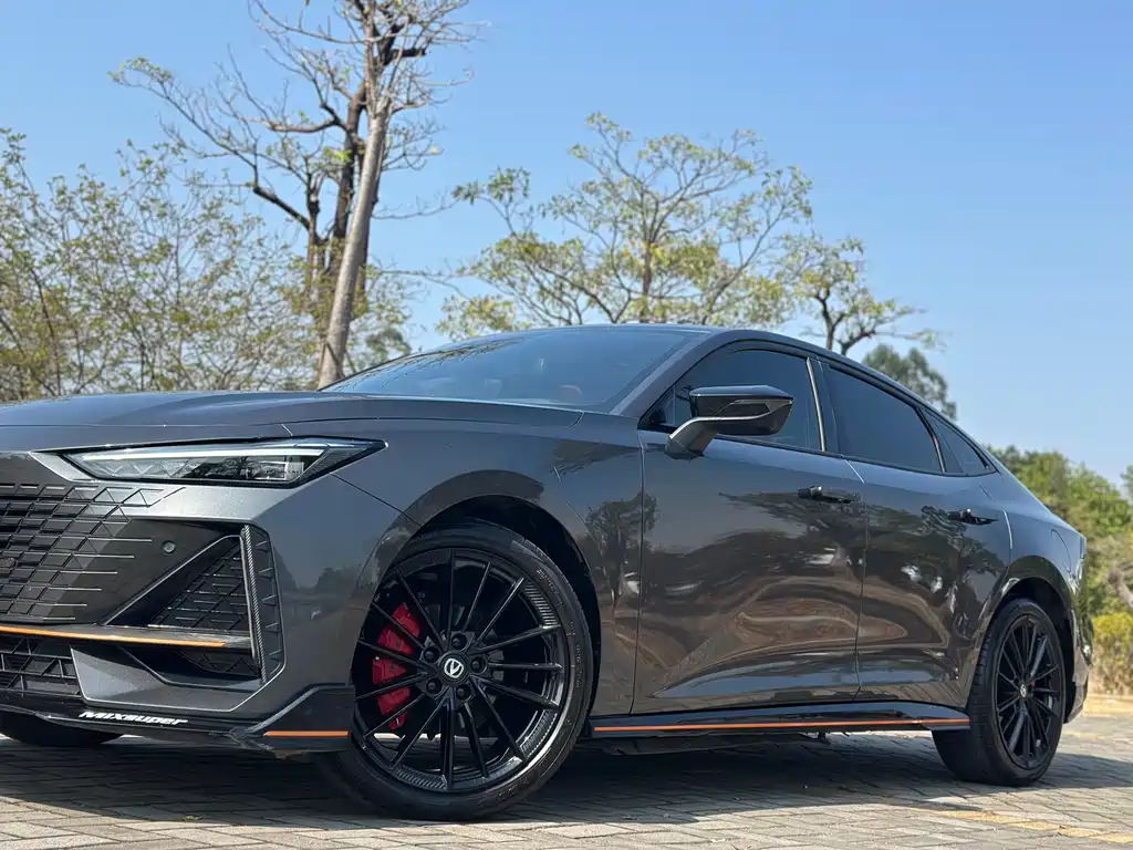 Changan Changan UNI-V 2023 1.5T Sport Edition 2023 - thumbnail 6