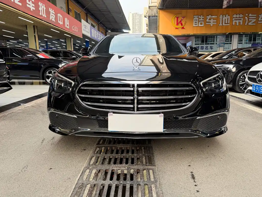 Mercedes-Benz Mercedes-Benz E-Class 2022 Model Year Facelift III E 300 L Sport Luxury 2022 - thumbnail 2