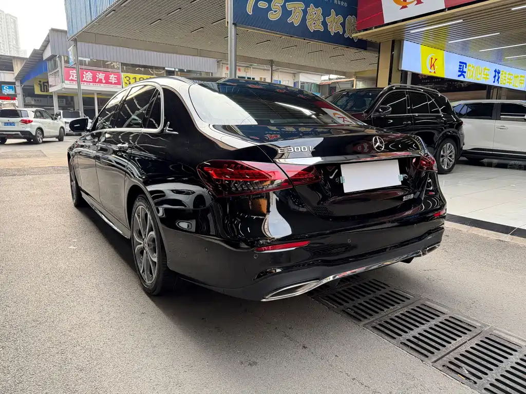 Mercedes-Benz Mercedes-Benz E-Class 2022 Model Year Facelift III E 300 L Sport Luxury 2022 - thumbnail 5
