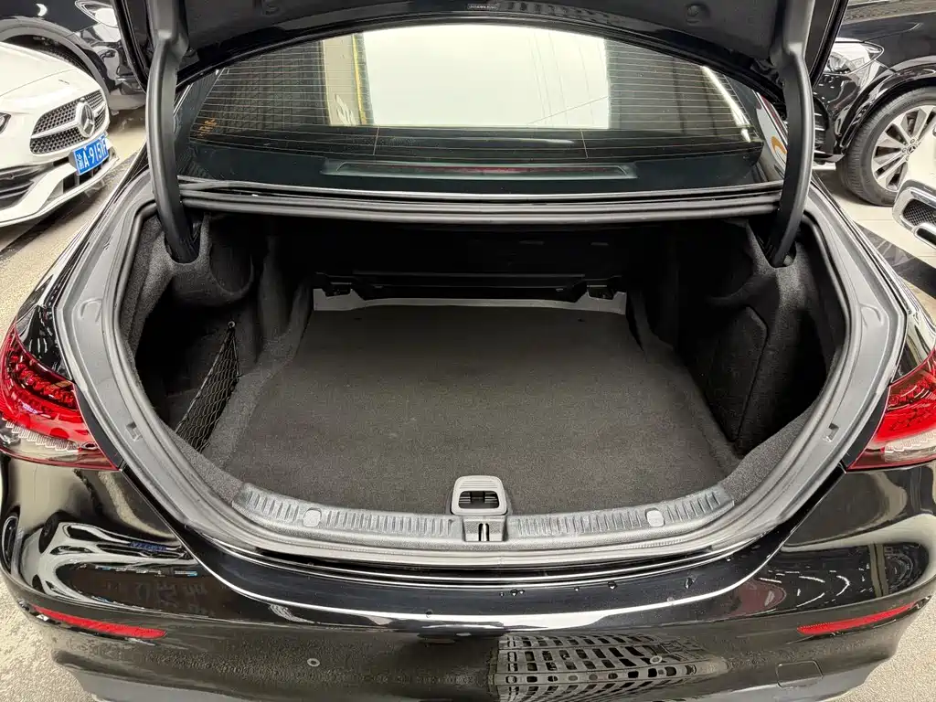 Mercedes-Benz Mercedes-Benz E-Class 2022 Model Year Facelift III E 300 L Sport Luxury 2022 - thumbnail 30