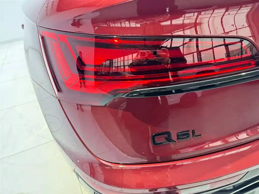 Audi Audi Q5L Sportback 2022 40 TFSI Luxury Edition 2023 - thumbnail 15