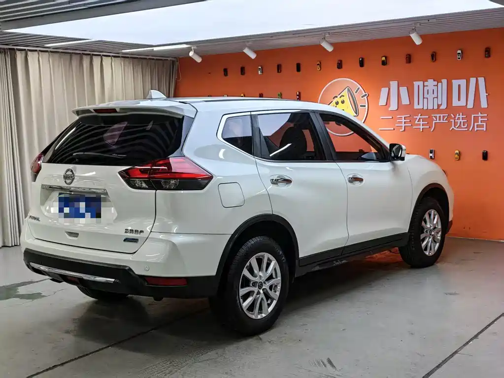 Nissan Nissan X-Trail 2017 2.0L CVT Comfort Edition 2WD 2018 - thumbnail 6