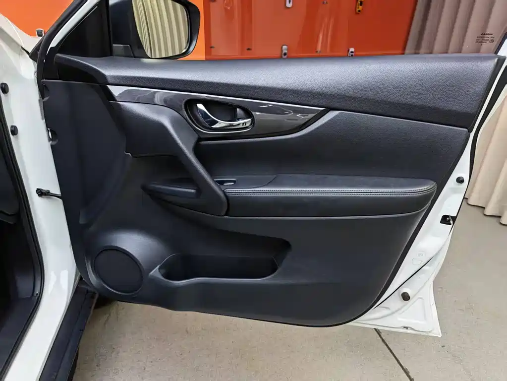 Nissan Nissan X-Trail 2017 2.0L CVT Comfort Edition 2WD 2018 - thumbnail 10