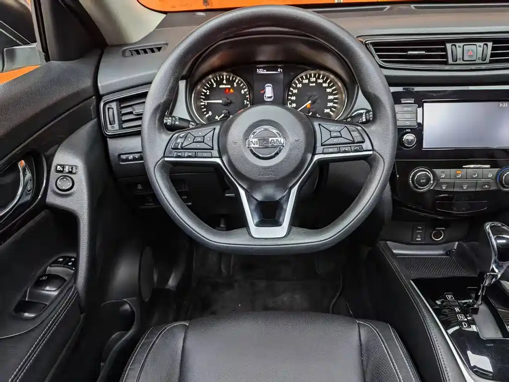 Nissan Nissan X-Trail 2017 2.0L CVT Comfort Edition 2WD 2018 - thumbnail 15
