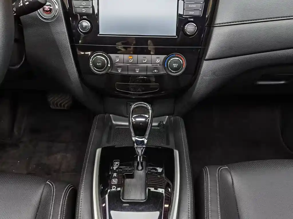Nissan Nissan X-Trail 2017 2.0L CVT Comfort Edition 2WD 2018 - thumbnail 16